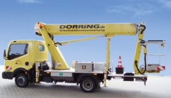 3-5-tonnen-arbeitsbuehne-mit-korbarm